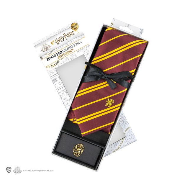 Gryffindor Tie - Deluxe Edition | Harry Potter | Cinereplicas ...