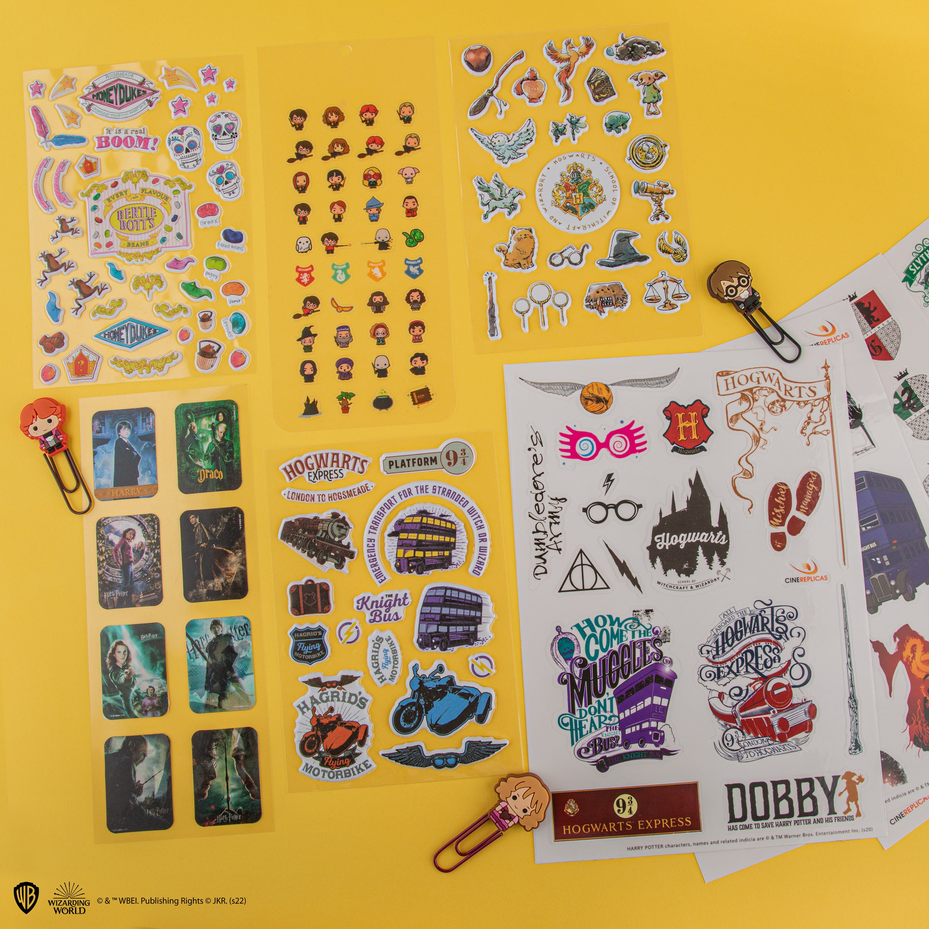 Stickers objets magiques – Produit Harry Potter officiel | Les Trois Reliques Stickers objets magiques – Produit Harry Potter officiel | Les Trois Reliques