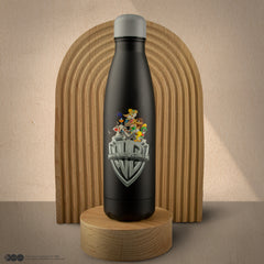 https://cinereplicas.com/cdn/shop/products/WaterBottle-LooneyTunes-Lifestyle_1-4895205615090_jpg_medium.jpg?v=1673519551